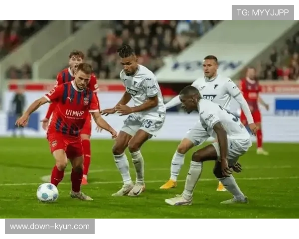 德甲保级区陷入残酷绞杀:科隆与不莱梅同积16分,下轮直接对话定生死 德甲保级区陷入残酷绞杀:科隆与不莱梅同积16分,下轮直接对话定生死