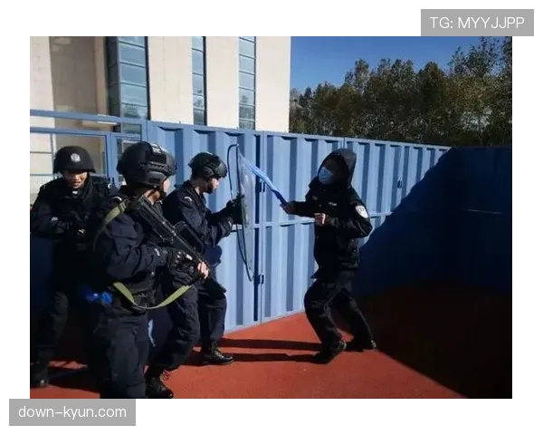 消息：下赛季起，部分场馆将测试新型摄像头系统，用于自动生成战术跑位示意图